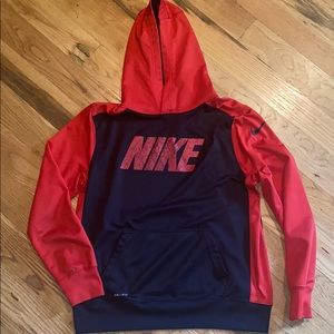 Nike Dri-fit sweatshirt